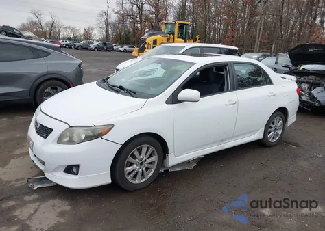2010 Toyota Corolla S из США, поврежденный, VIN 2T1BU4EE7AC319489